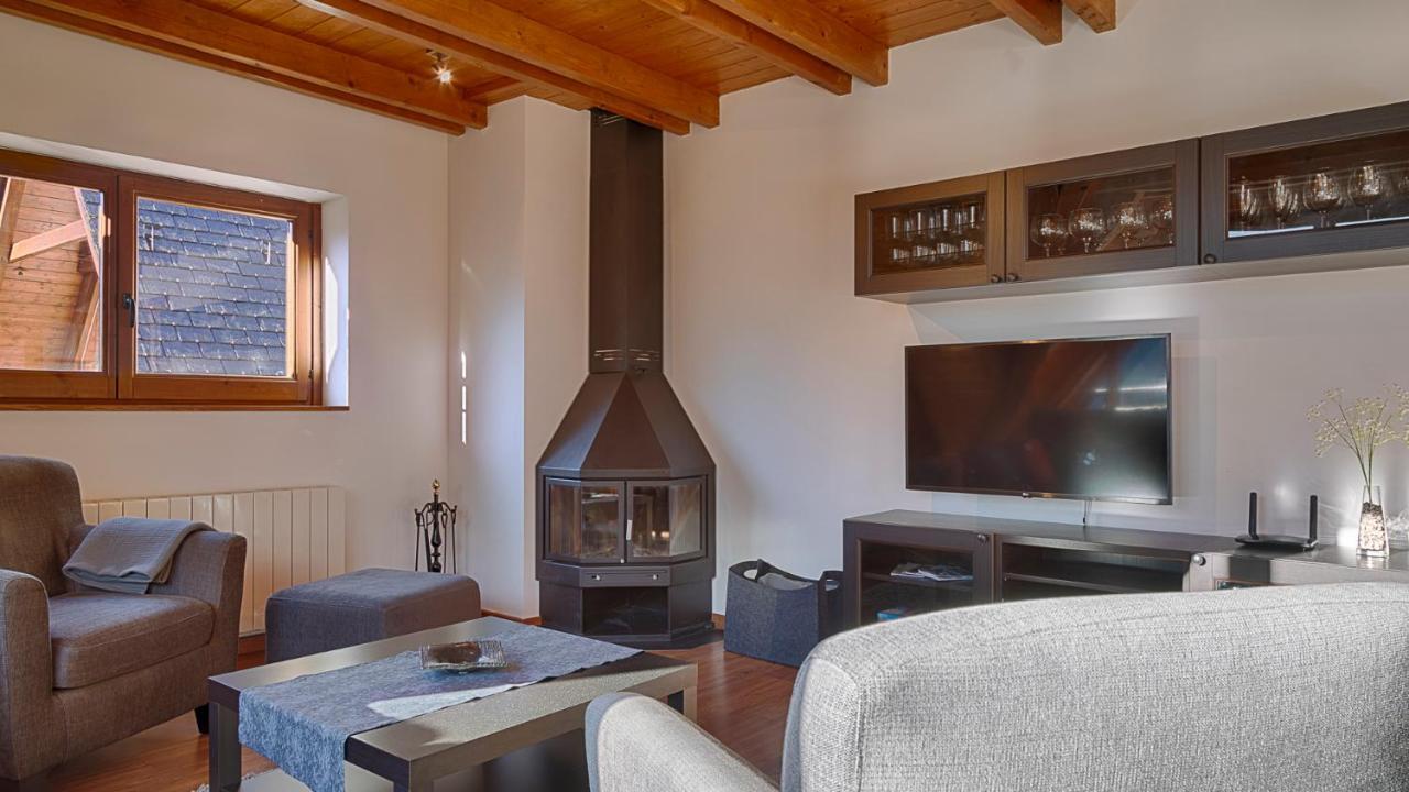Saplan Real Estate Saubaga Lägenhet Bossòst Exteriör bild